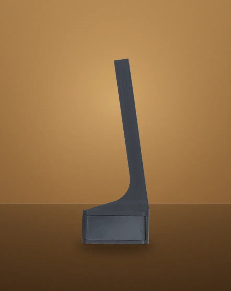 Side profile of the Maitre stand